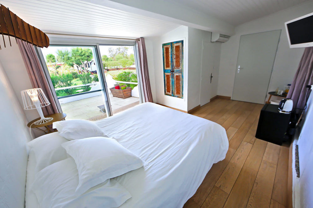 Mas De La Fouque Hotel & Spa 圣马迪拉莫 外观 照片